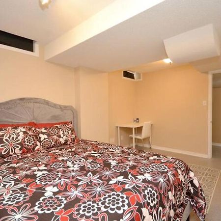 Riz Khan Peaceful Mississauga Home 外观 照片