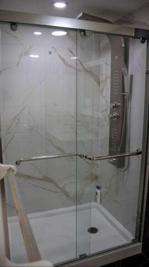Riz Khan Peaceful Mississauga Home 外观 照片