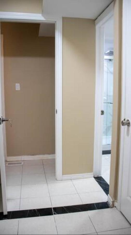 Riz Khan Peaceful Mississauga Home 外观 照片