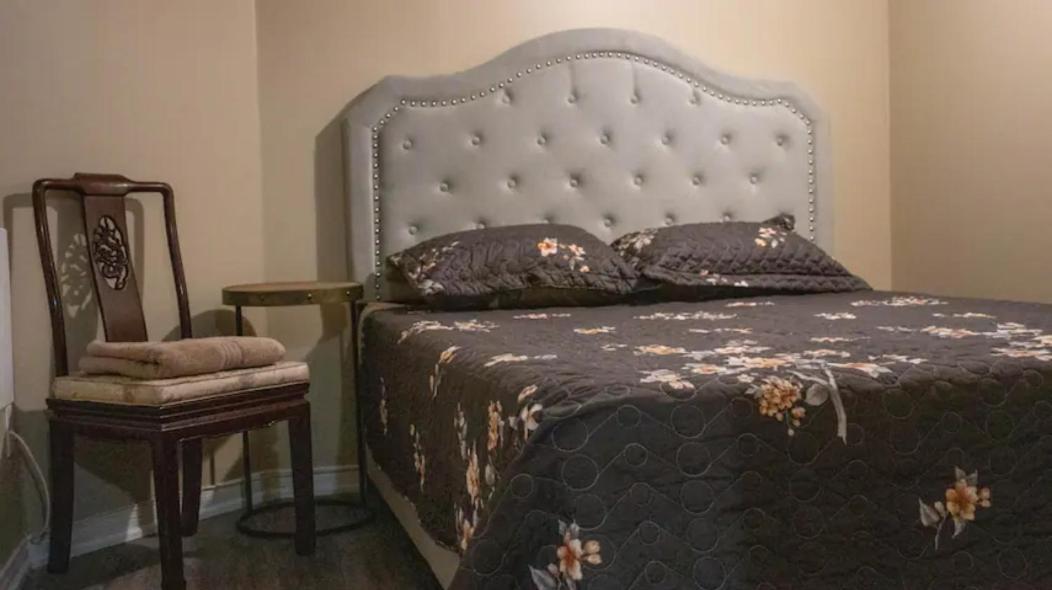 Riz Khan Peaceful Mississauga Home 外观 照片