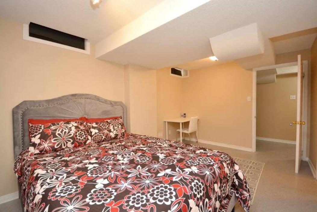 Riz Khan Peaceful Mississauga Home 外观 照片