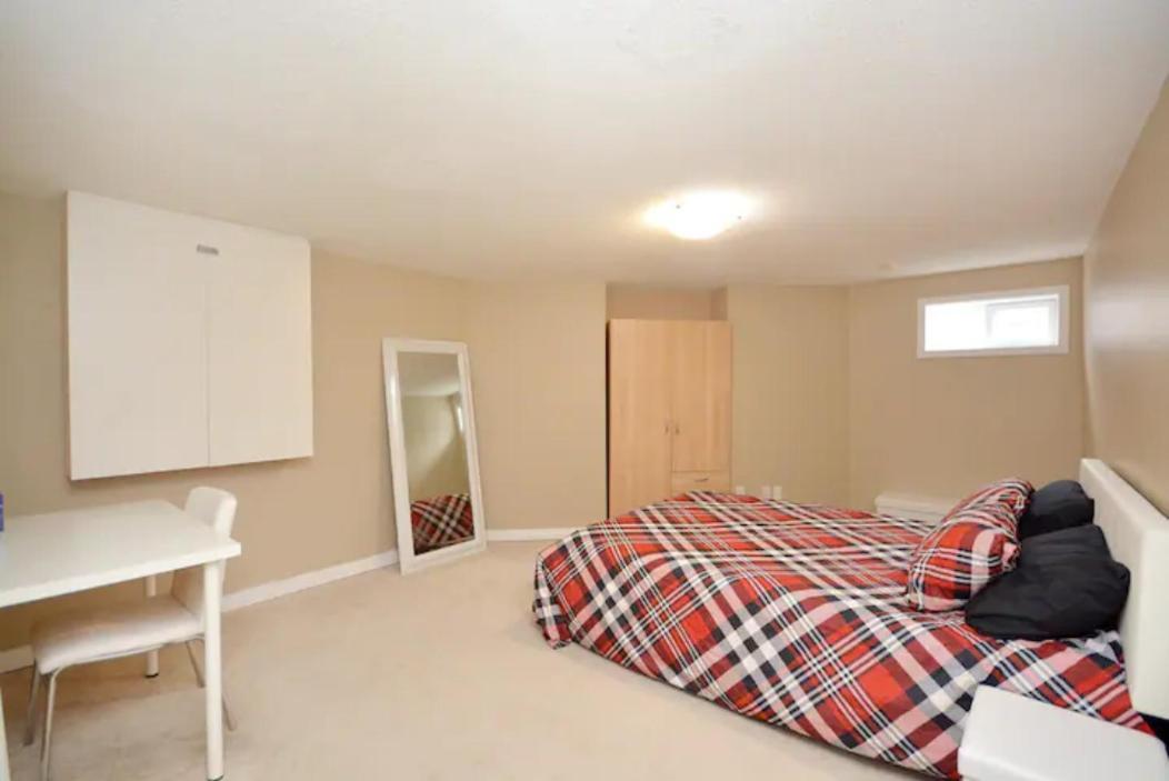 Riz Khan Peaceful Mississauga Home 外观 照片
