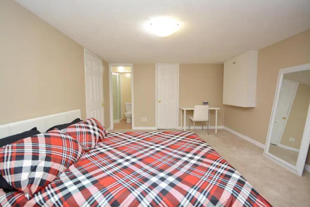 Riz Khan Peaceful Mississauga Home 外观 照片